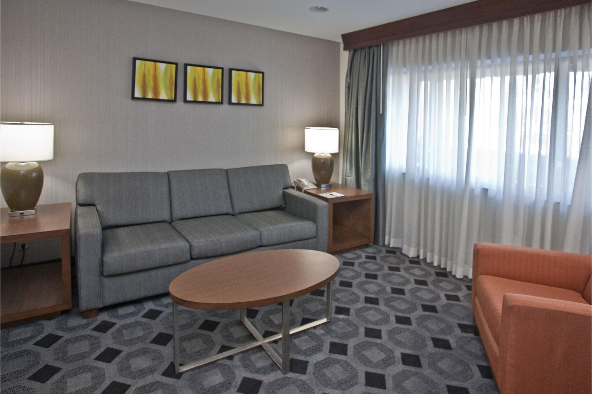 Hotel Doubletree By Hilton Rosemead Extérieur photo