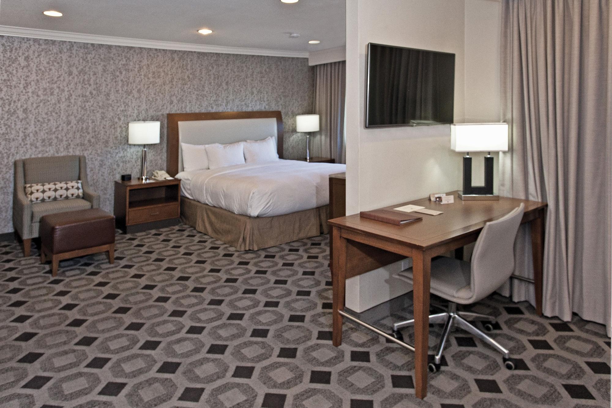 Hotel Doubletree By Hilton Rosemead Extérieur photo