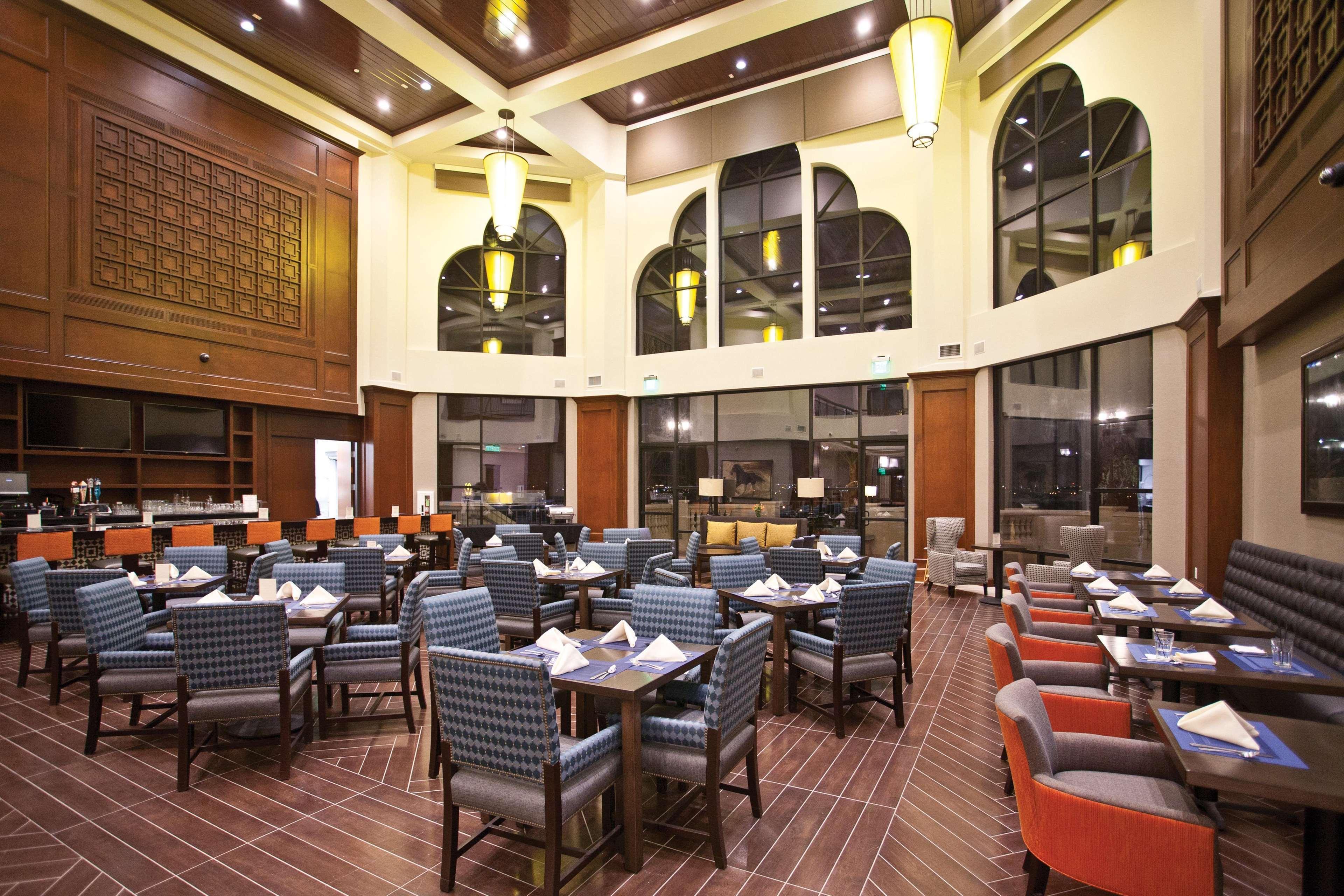 Hotel Doubletree By Hilton Rosemead Extérieur photo
