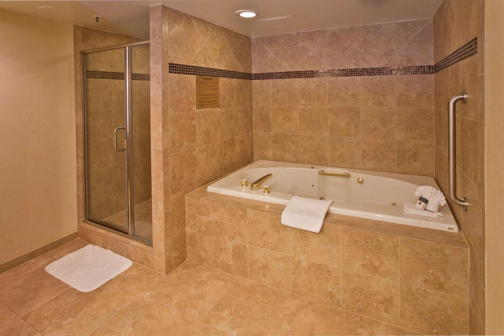Hotel Doubletree By Hilton Rosemead Extérieur photo